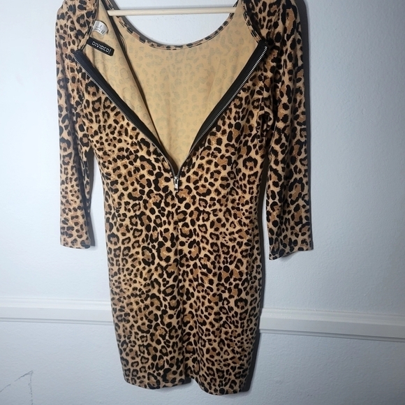 H&M Cheetah Print Mini Dress Size 8 - Picture 5 of 7